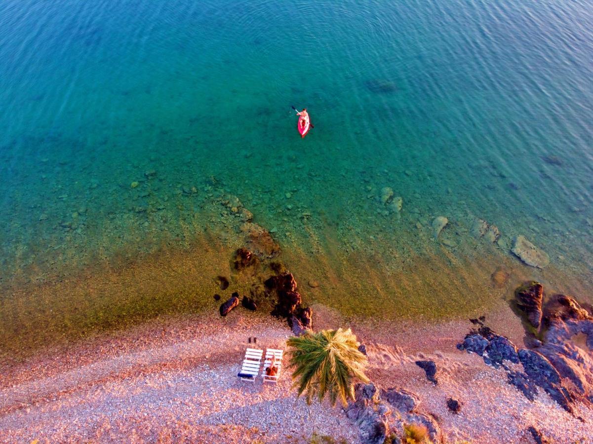 Beach Front Villa Melani Mytilene Exterior foto